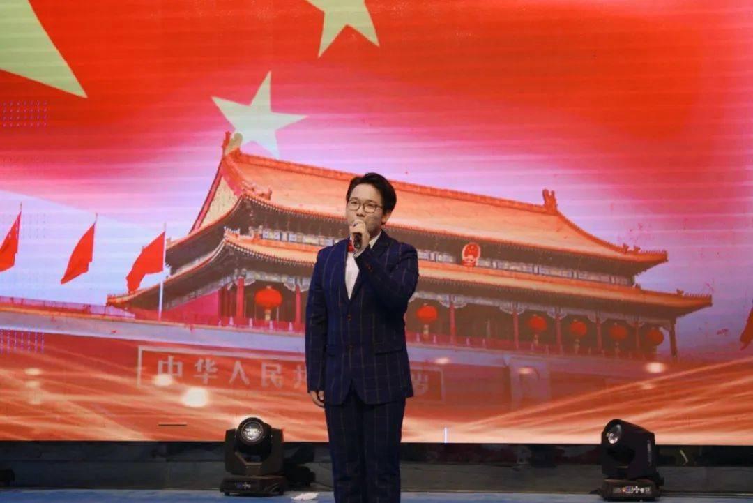 苹果VisionPro正式预售，空间计算时代开启