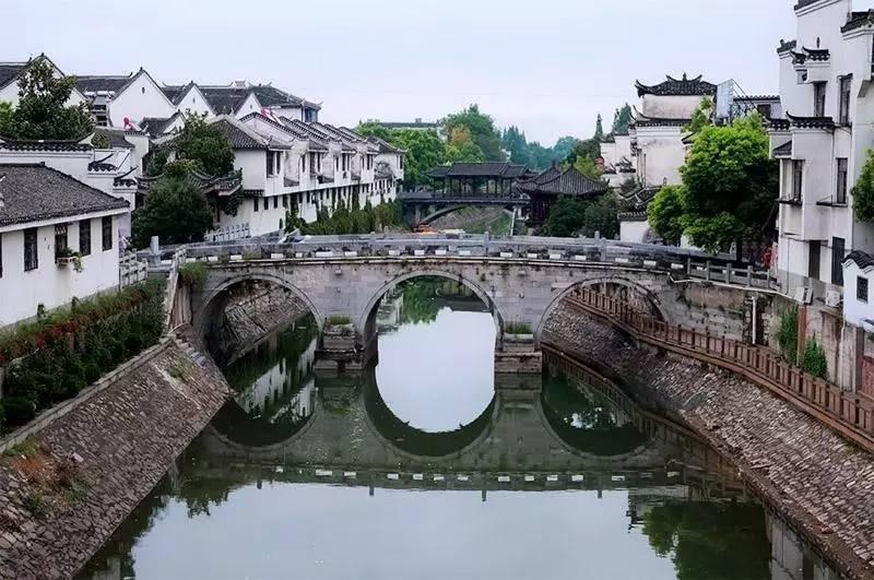 沉香品牌怎么选？按照这5步走，想买到假货都难！